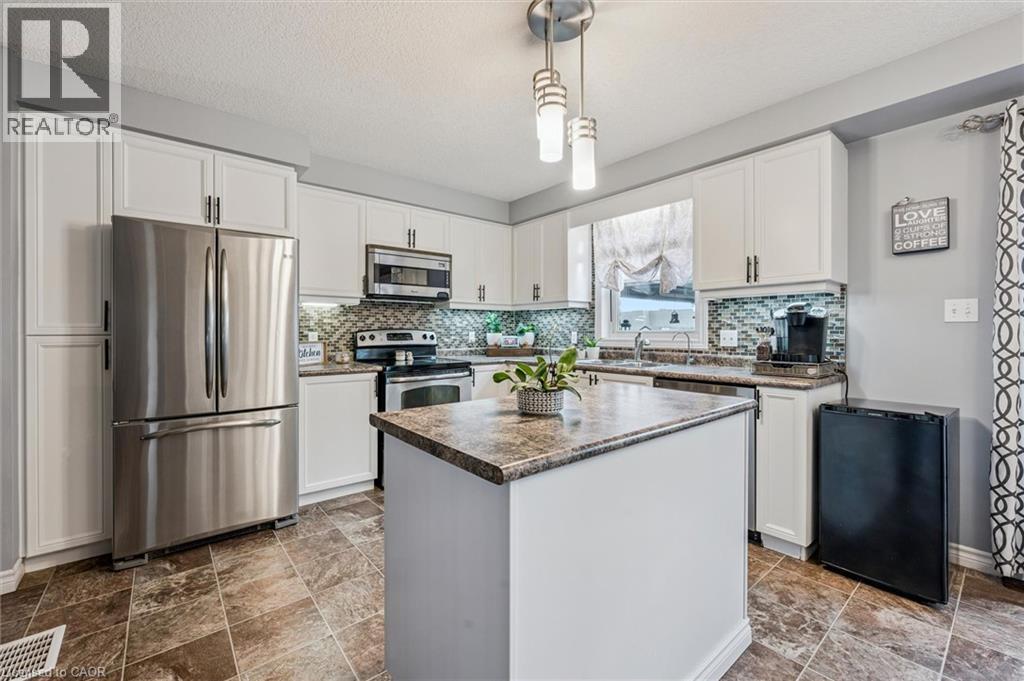 45 Stuckey Avenue, Baden, Ontario  N3A 4R6 - Photo 12 - 40781768