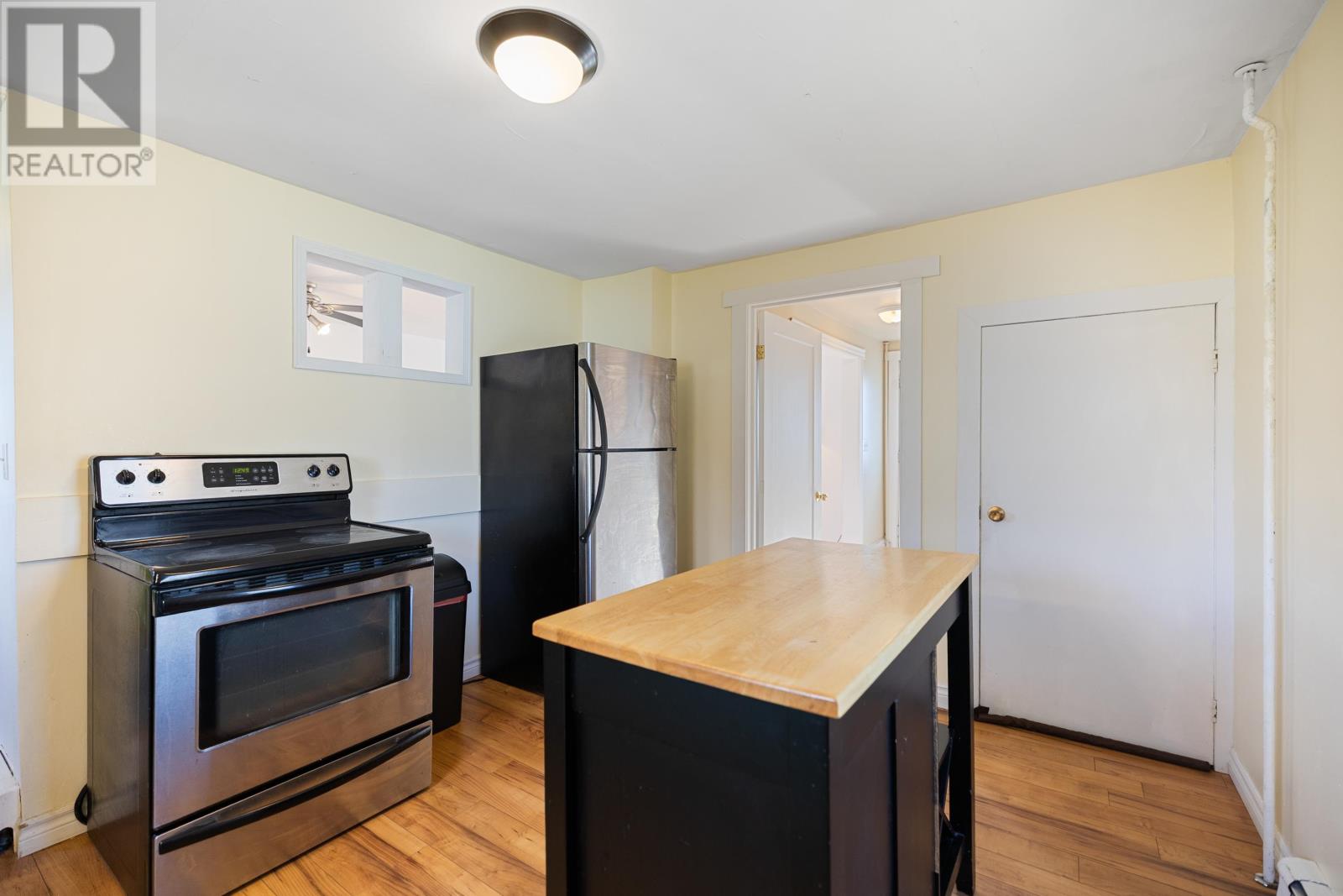 469 North Market Street, Summerside, Prince Edward Island  C1N 1M4 - Photo 15 - 202526508
