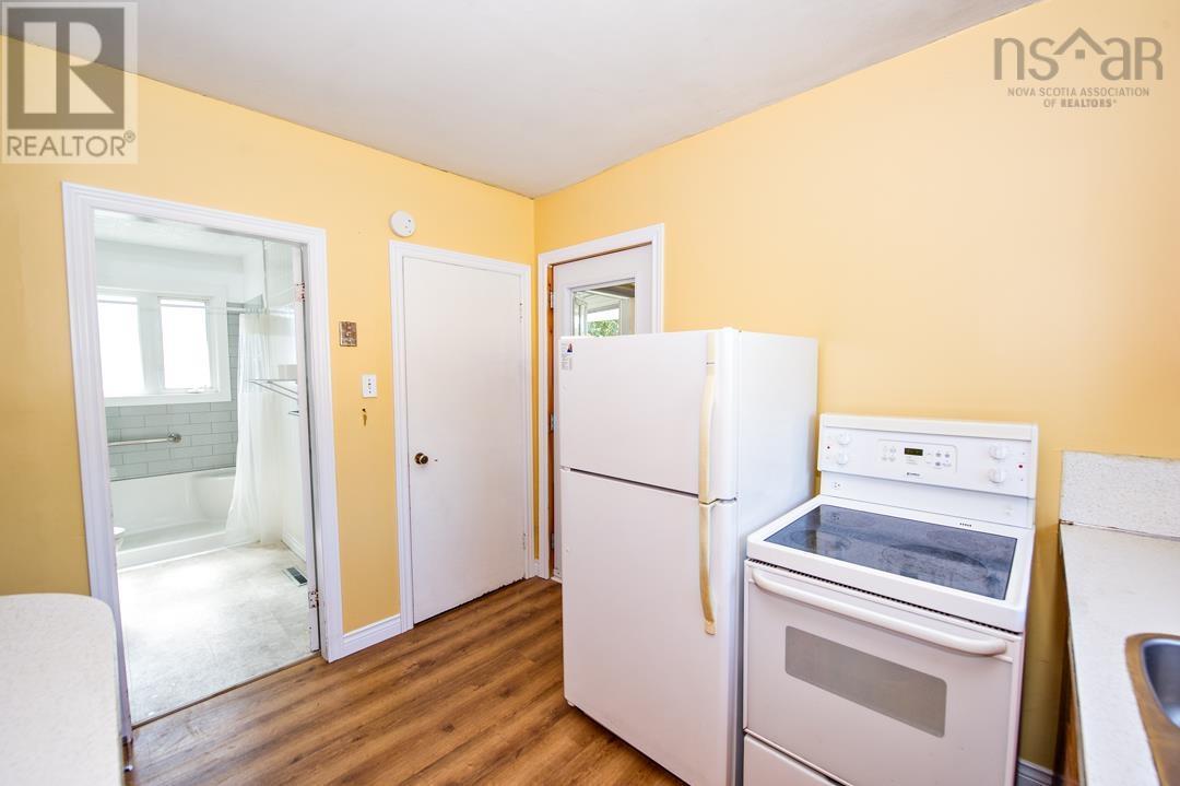 1395 Main Road, Eastern Passage, Nova Scotia  B3G 3E9 - Photo 22 - 202523110
