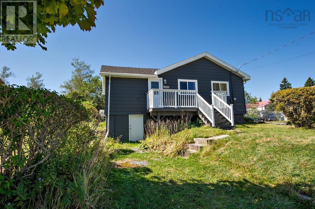 1395 Main Road, Eastern Passage, Nova Scotia  B3G 3E9 - Photo 3 - 202523110