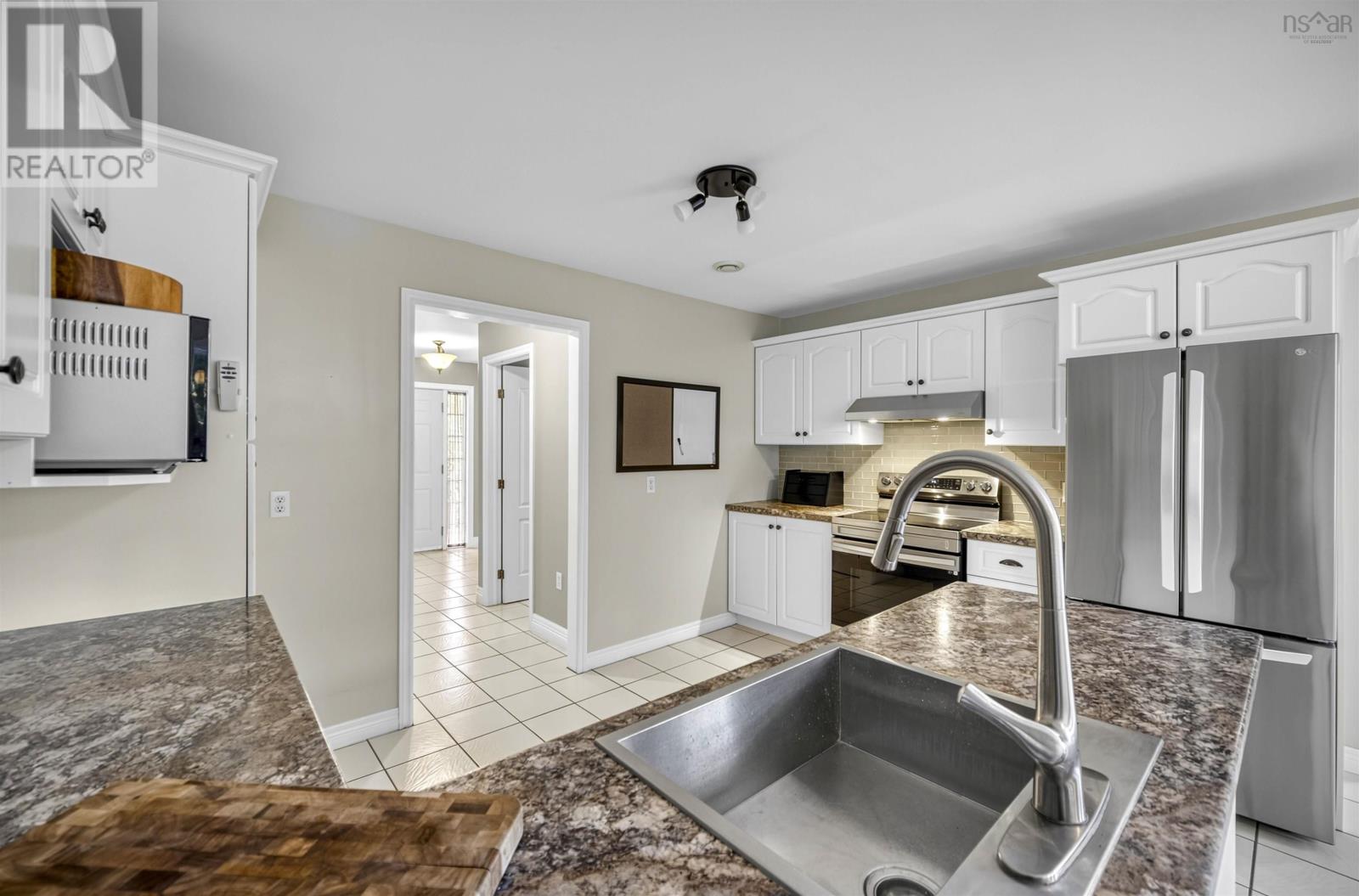 54 Oceanview Drive, Bedford, Nova Scotia  B4A 4C4 - Photo 18 - 202523932