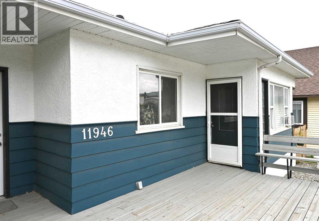 11946 20 Avenue, Blairmore, Alberta  T0K 0E0 - Photo 3 - A2249321