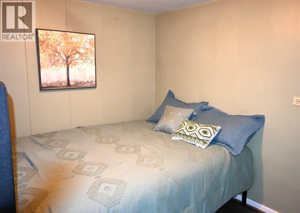 11946 20 Avenue, Blairmore, Alberta  T0K 0E0 - Photo 19 - A2249321