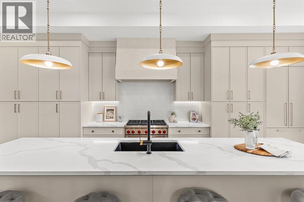 1904 48 Avenue Sw, Calgary, Alberta  T2T 2T3 - Photo 9 - A2258934