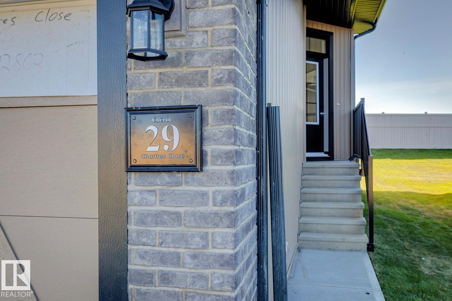 29 Chartres Cl, St. Albert, Alberta  T8T 2C9 - Photo 3 - E4455021