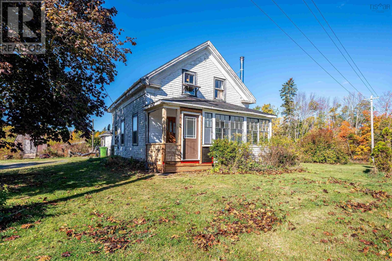 893 Highway 215, Brooklyn, Nova Scotia  B0N 2A0 - Photo 1 - 202525816