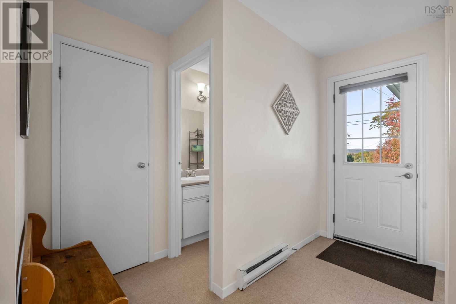 48b Andover, Dartmouth, Nova Scotia  B2X 2L9 - Photo 8 - 202525962