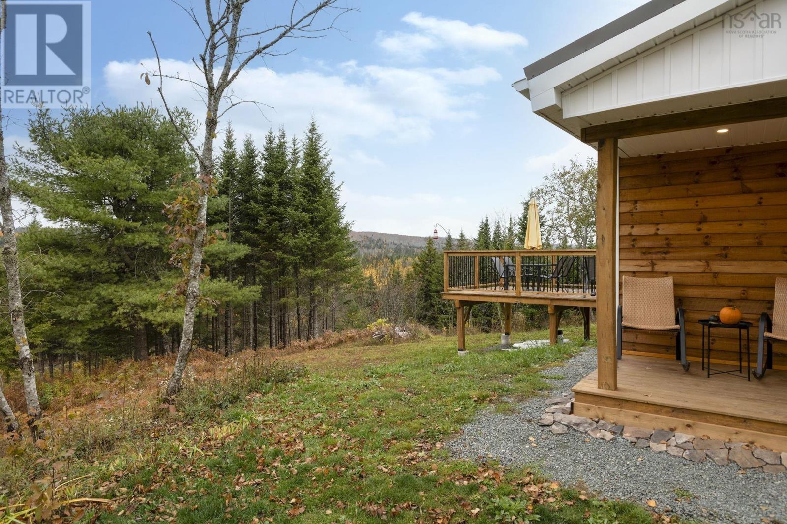 211 New River Road, Kemptown, Nova Scotia  B6L 2K8 - Photo 3 - 202526507