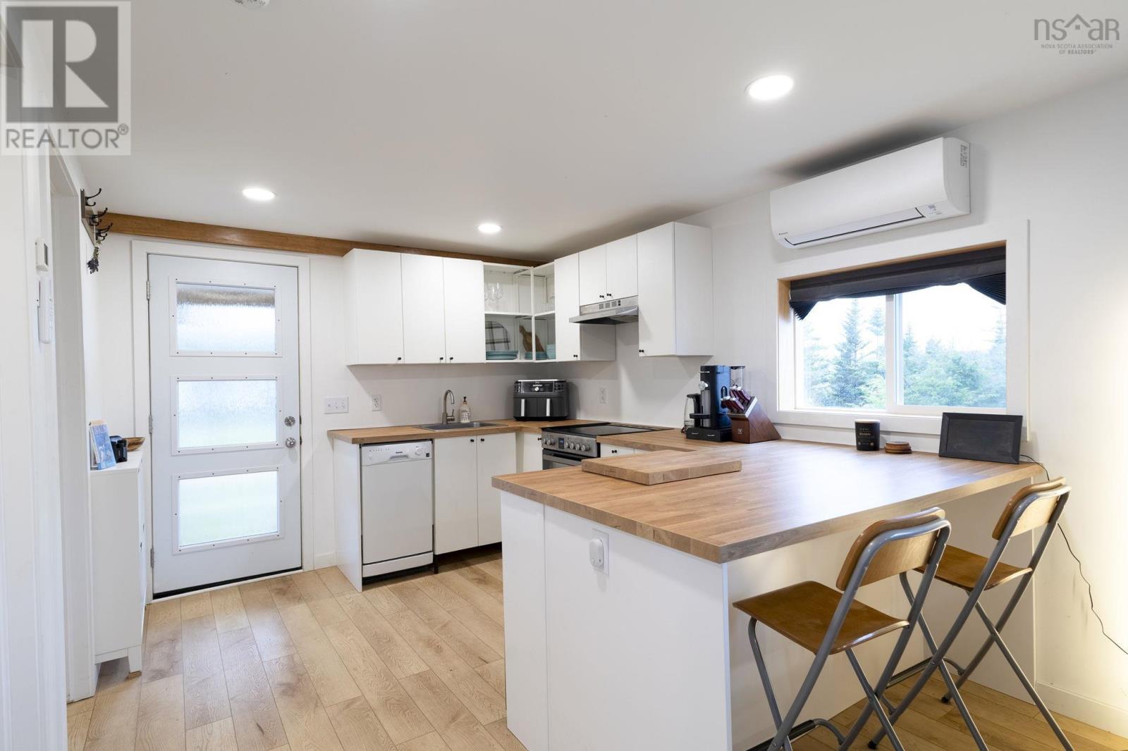 211 New River Road, Kemptown, Nova Scotia  B6L 2K8 - Photo 4 - 202526507