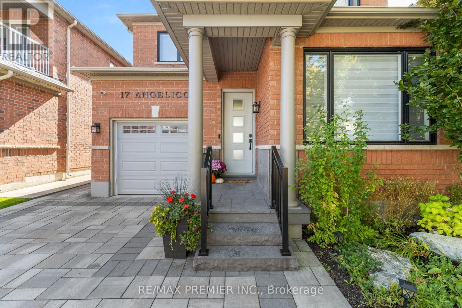 17 Angelico Avenue, Vaughan, Ontario  L4H 3L3 - Photo 2 - N12479911