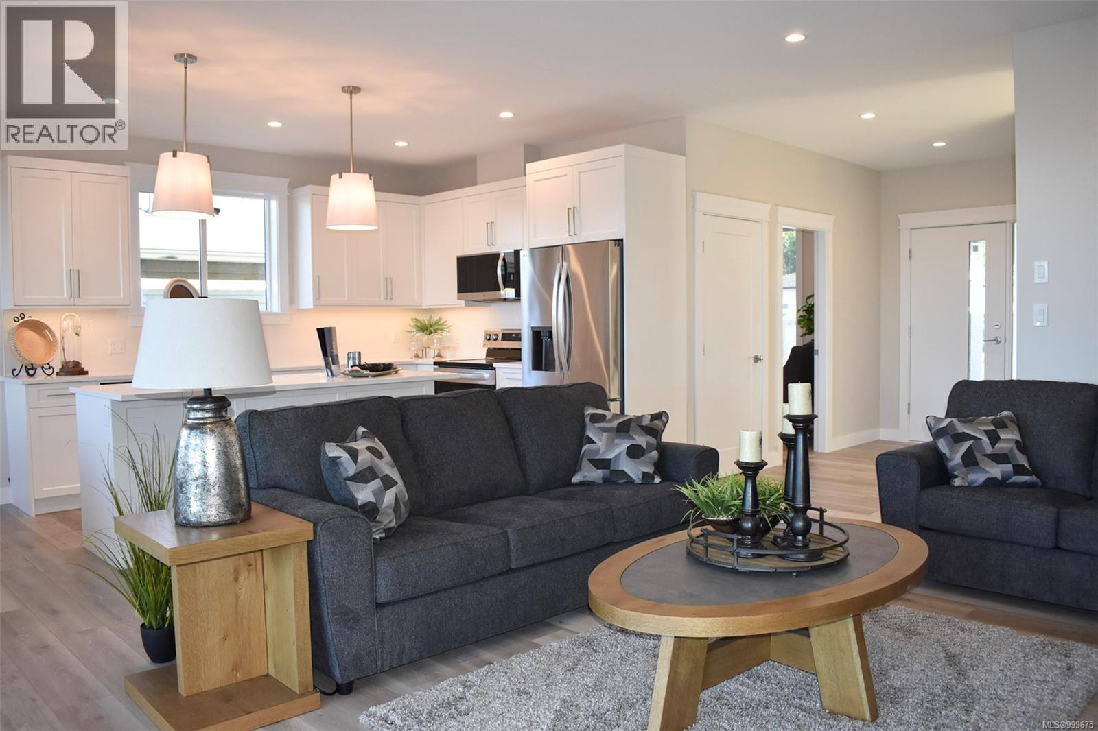 18 457 Arizona Dr, Campbell River, British Columbia  V9H 0E4 - Photo 3 - 999675