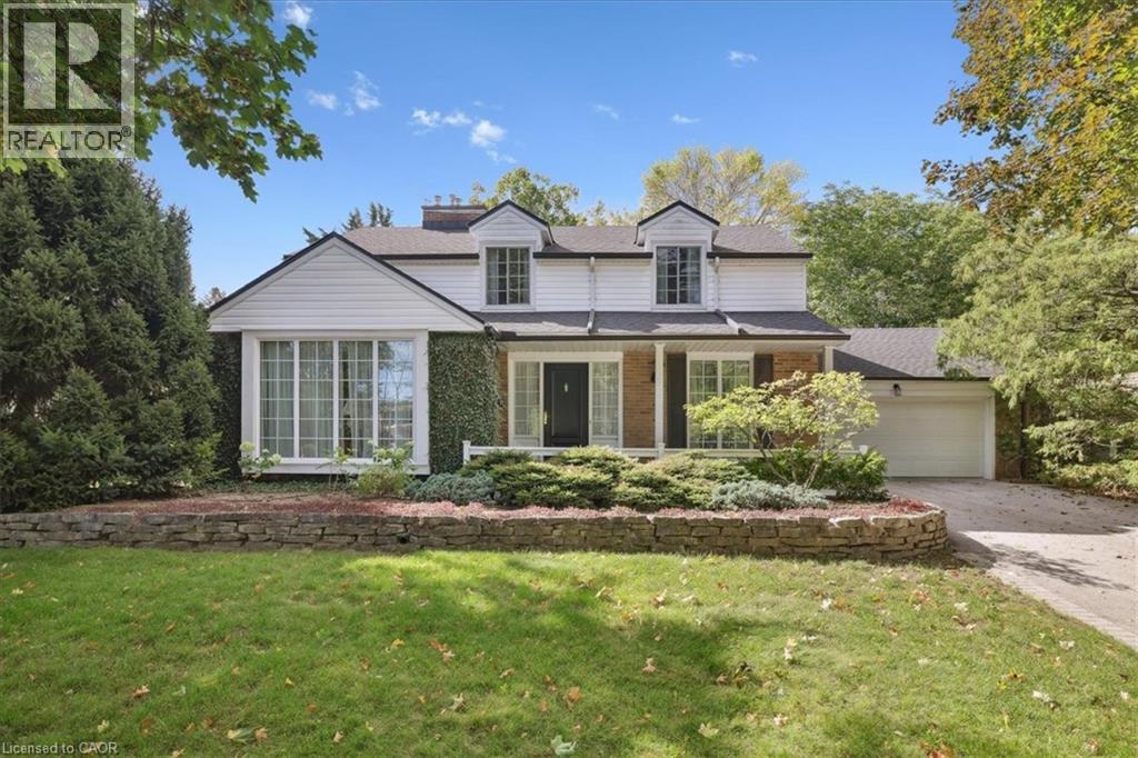 222 STRATHCONA Drive, burlington, Ontario