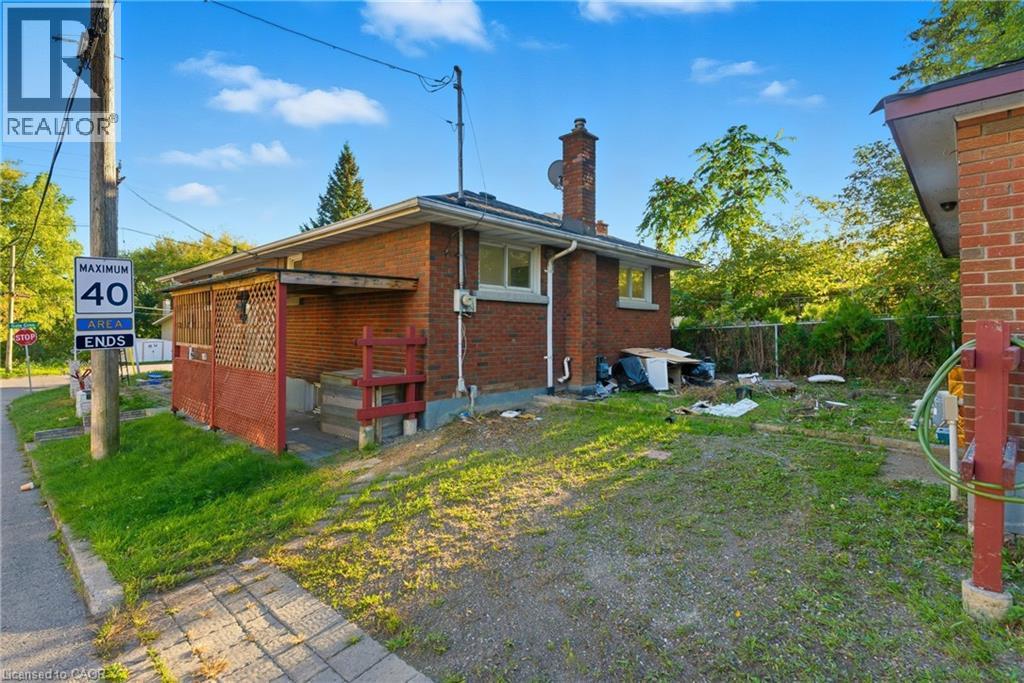 34 Gale Crescent, St. Catharines, Ontario  L2R 3K9 - Photo 8 - 40781488