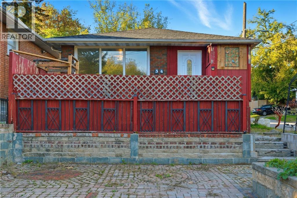 34 Gale Crescent, St. Catharines, Ontario  L2R 3K9 - Photo 4 - 40781488