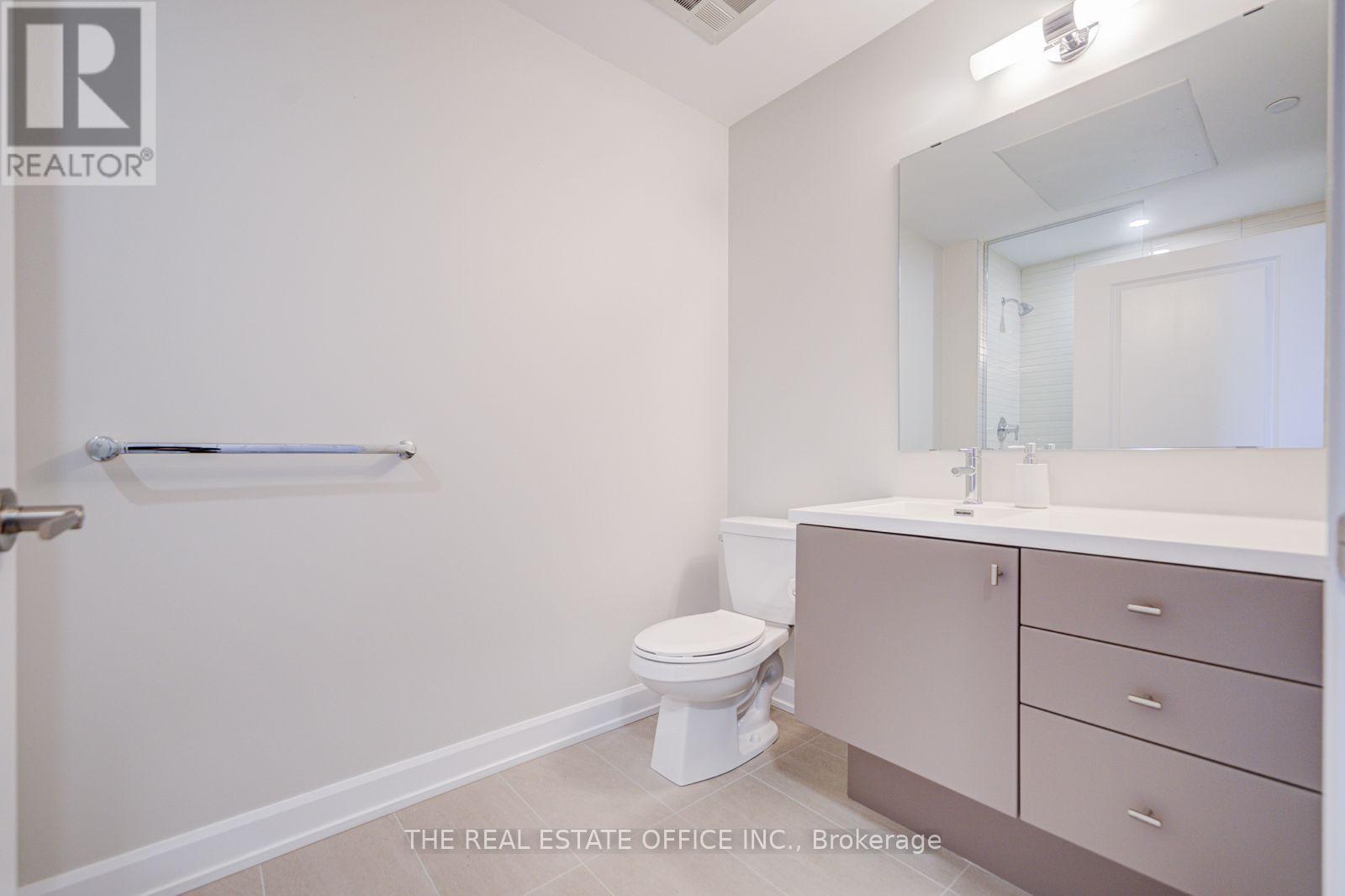 601 - 3220 William Coltson Avenue, Oakville, Ontario  L6H 7X9 - Photo 21 - W12479896