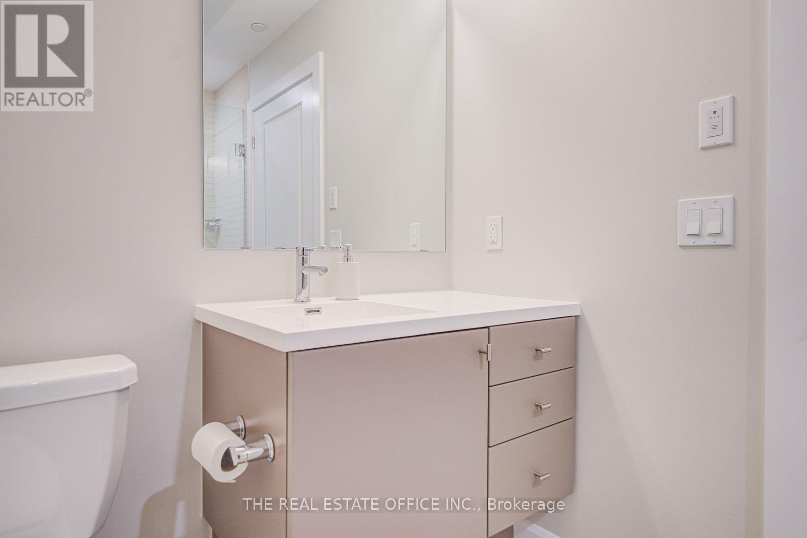 601 - 3220 William Coltson Avenue, Oakville, Ontario  L6H 7X9 - Photo 22 - W12479896