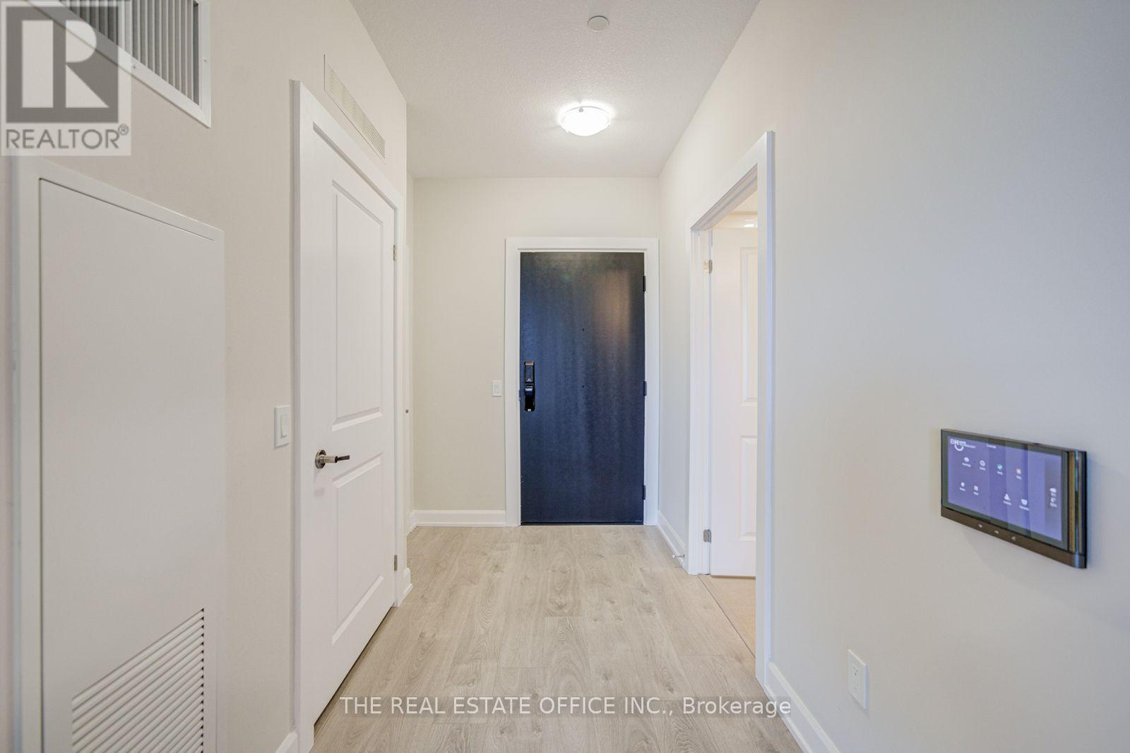 601 - 3220 William Coltson Avenue, Oakville, Ontario  L6H 7X9 - Photo 7 - W12479896