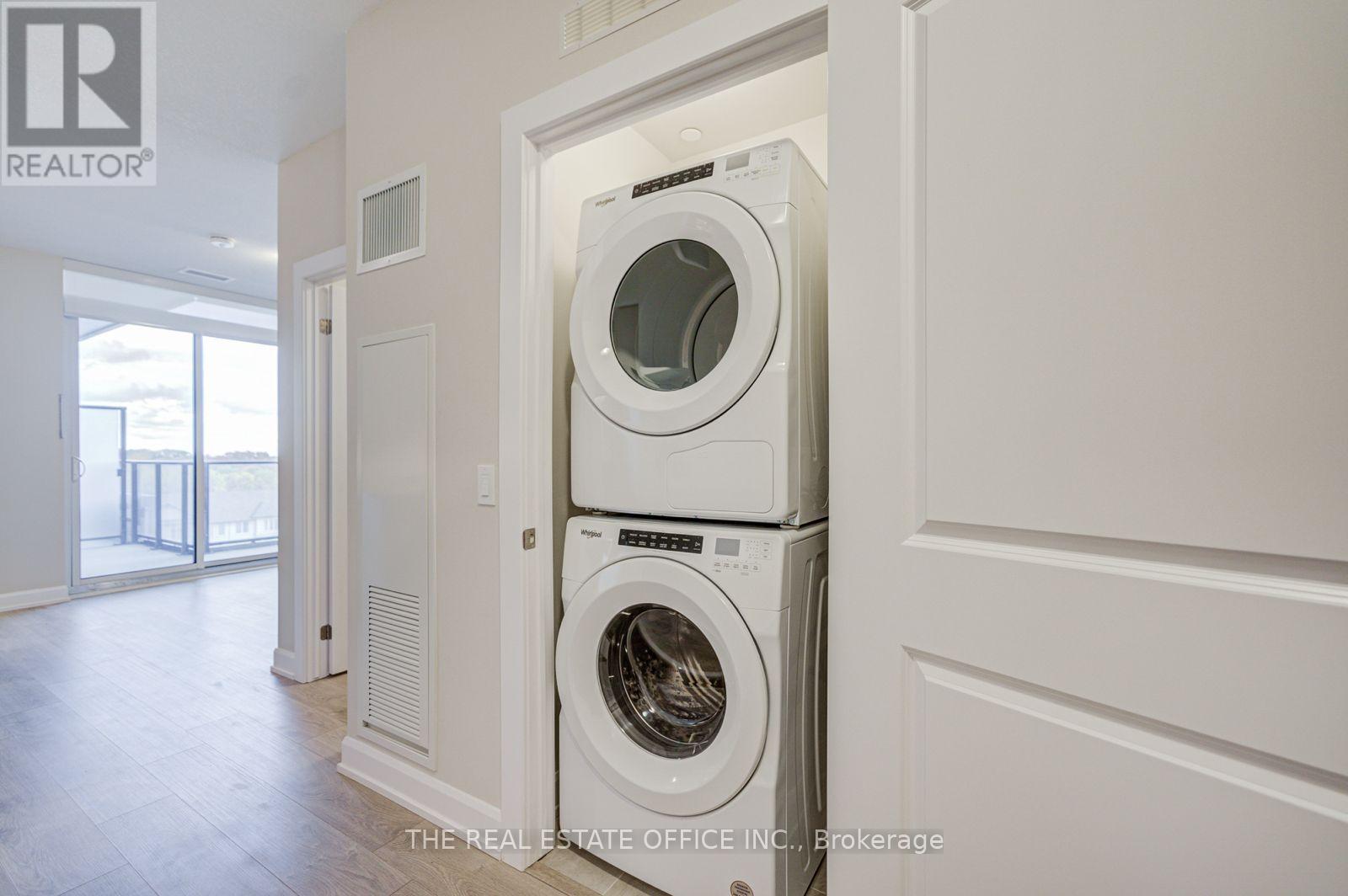 601 - 3220 William Coltson Avenue, Oakville, Ontario  L6H 7X9 - Photo 8 - W12479896