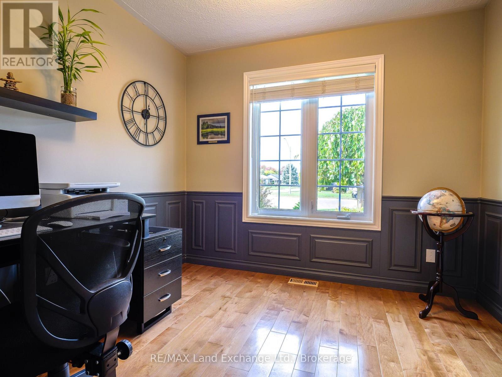 375 Stafford Street, Saugeen Shores, Ontario  N0H 2C1 - Photo 16 - X12479919