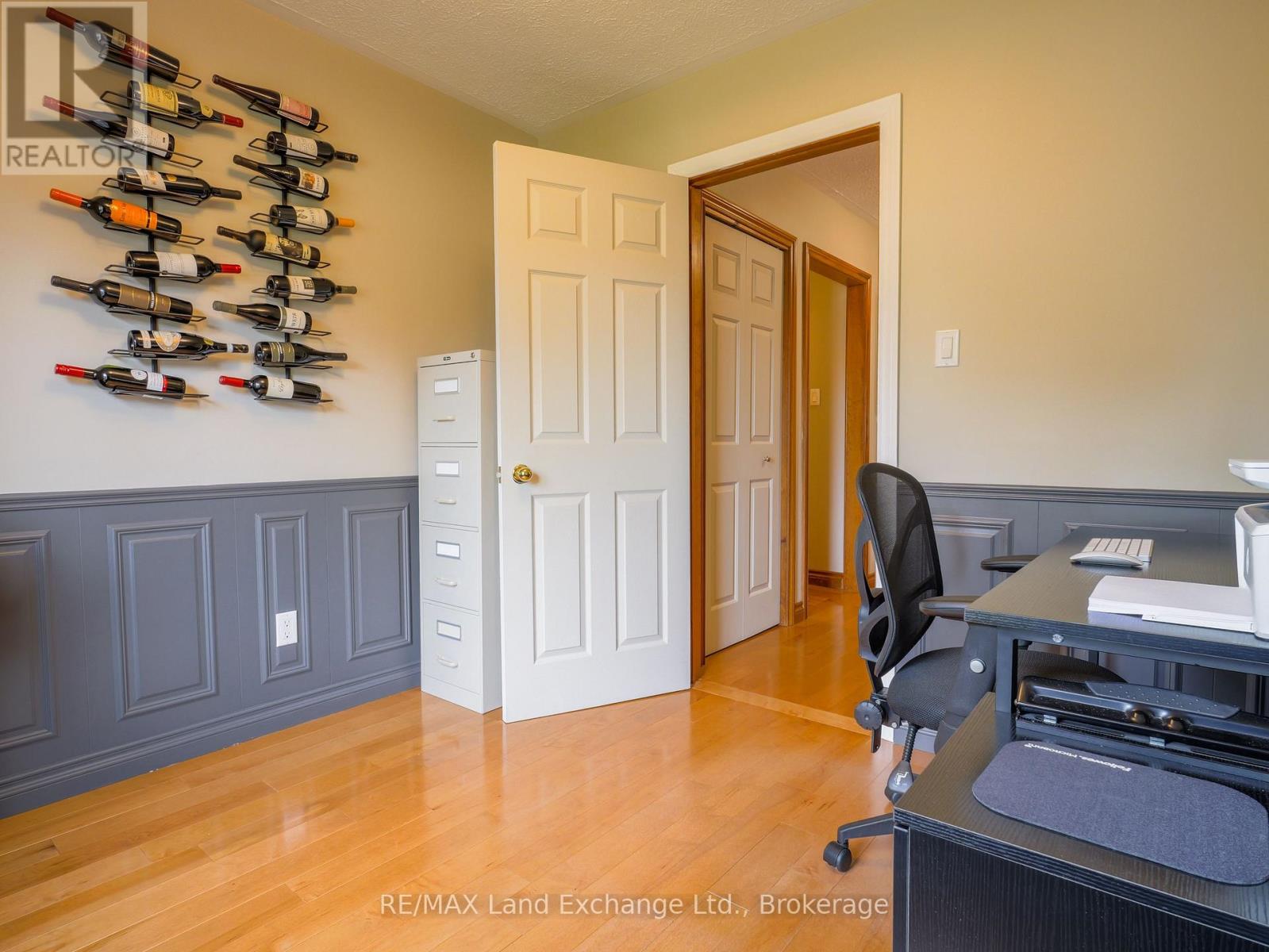 375 Stafford Street, Saugeen Shores, Ontario  N0H 2C1 - Photo 17 - X12479919