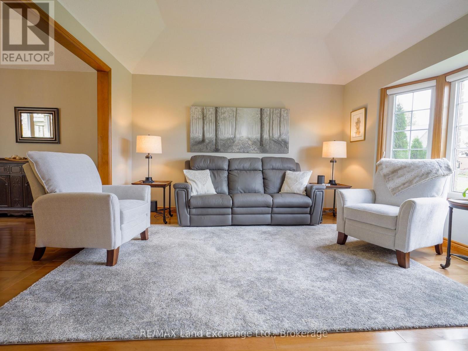 375 Stafford Street, Saugeen Shores, Ontario  N0H 2C1 - Photo 6 - X12479919