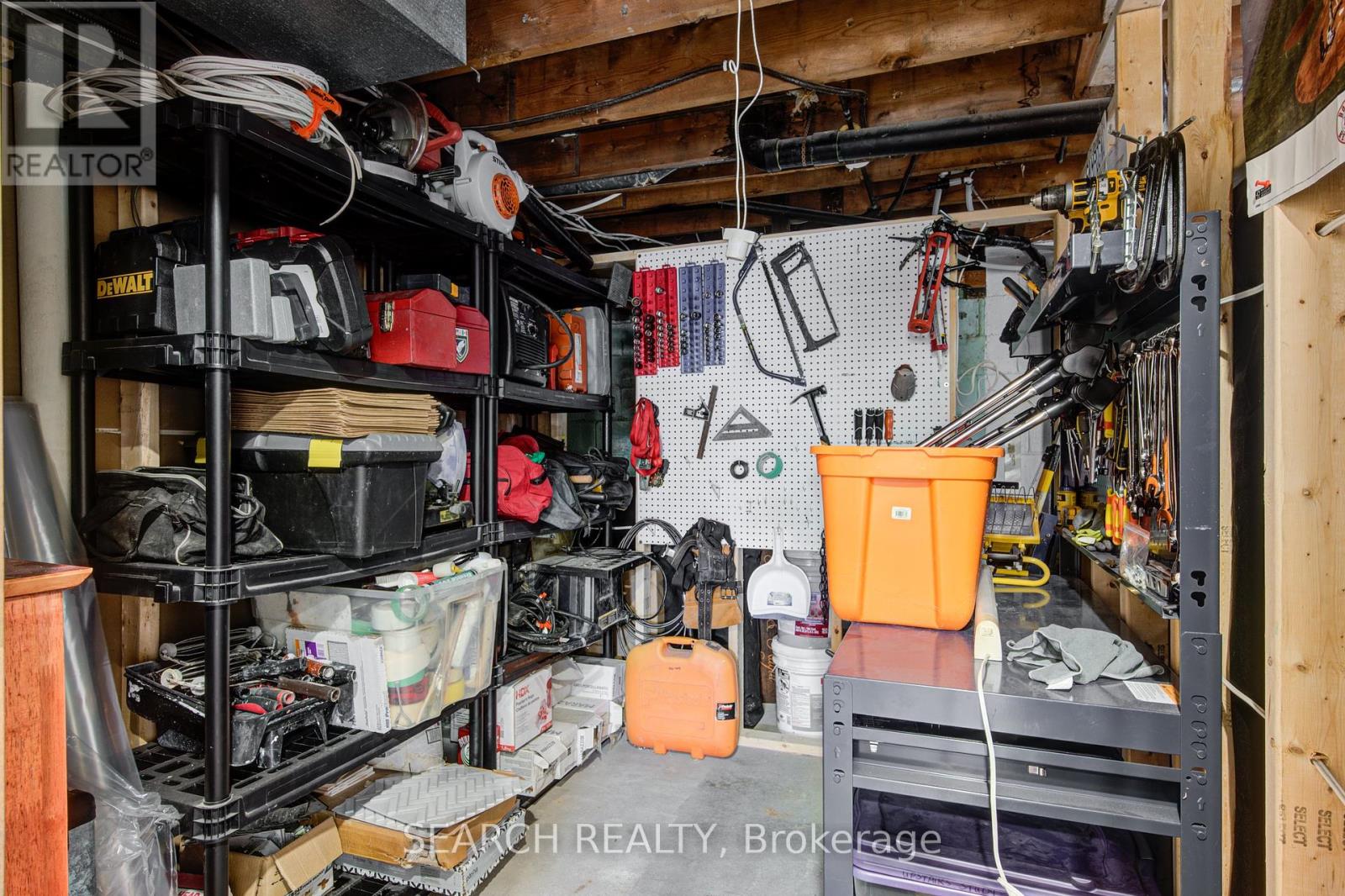 295 Victoria Street, Ingersoll, Ontario  N5C 2N3 - Photo 28 - X12417429