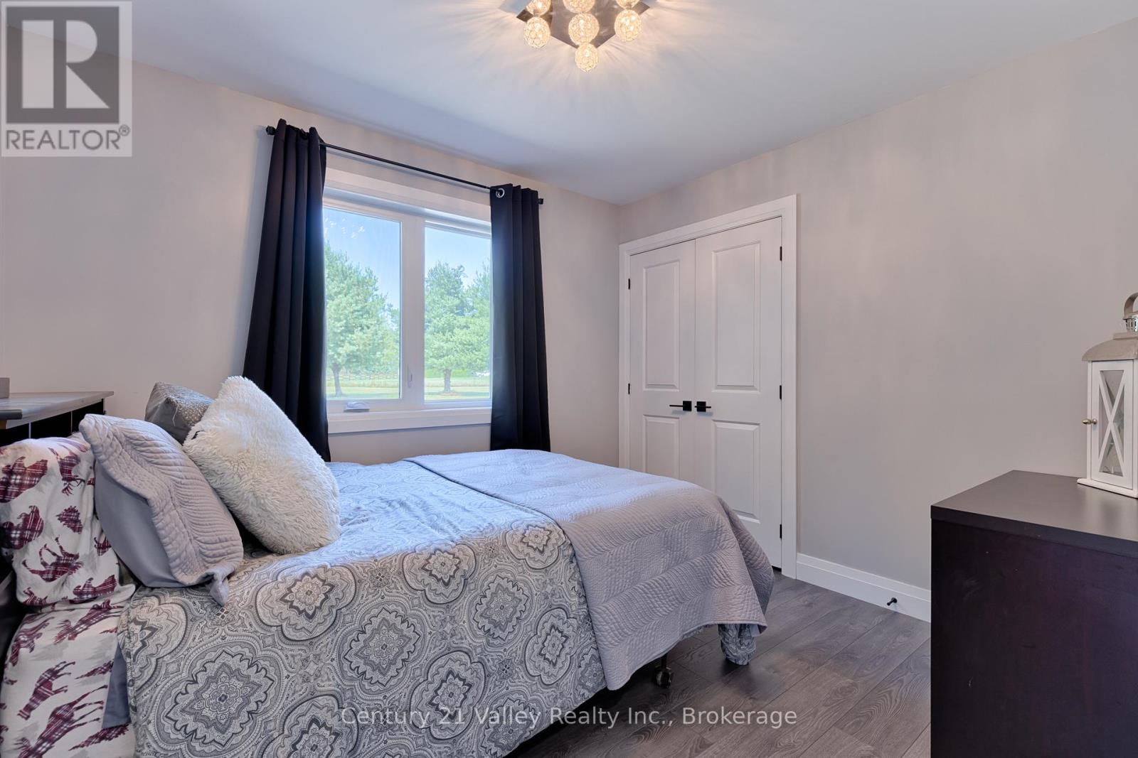 64 Eastern Avenue, Greater Madawaska, Ontario  K7V 1N3 - Photo 24 - X12479916