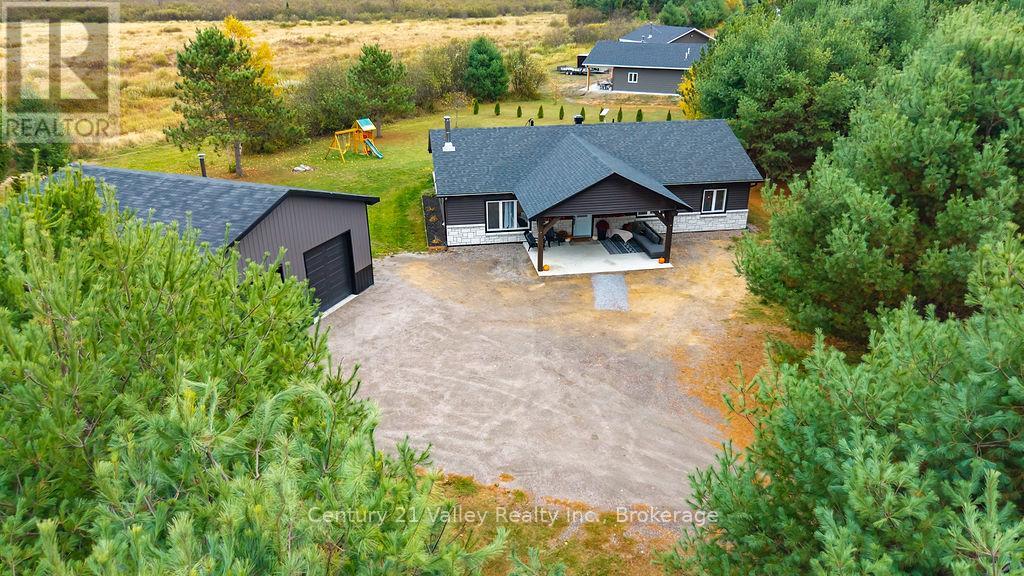 64 Eastern Avenue, Greater Madawaska, Ontario  K7V 1N3 - Photo 42 - X12479916