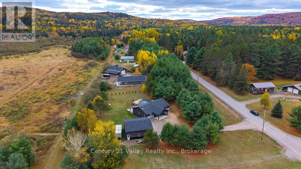 64 Eastern Avenue, Greater Madawaska, Ontario  K7V 1N3 - Photo 44 - X12479916