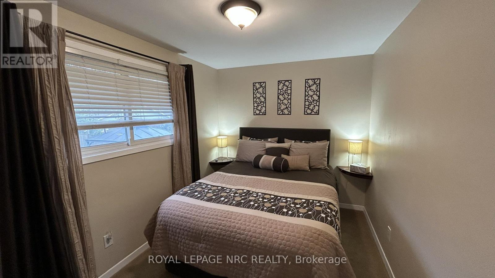 6197 Kirkland Drive, Niagara Falls (West Wood), Ontario  L2H 2A7 - Photo 16 - X12479898