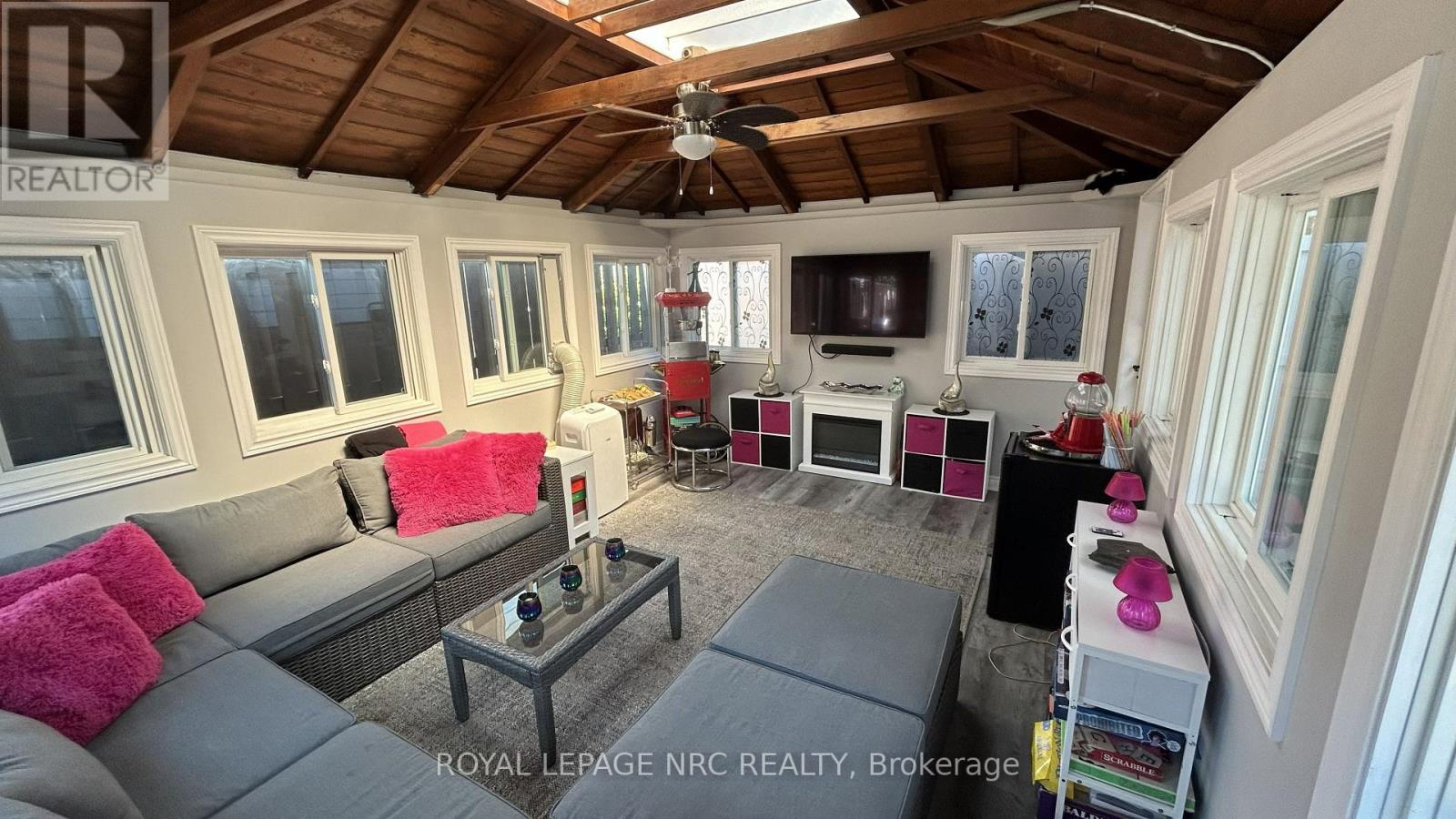 6197 Kirkland Drive, Niagara Falls (West Wood), Ontario  L2H 2A7 - Photo 43 - X12479898