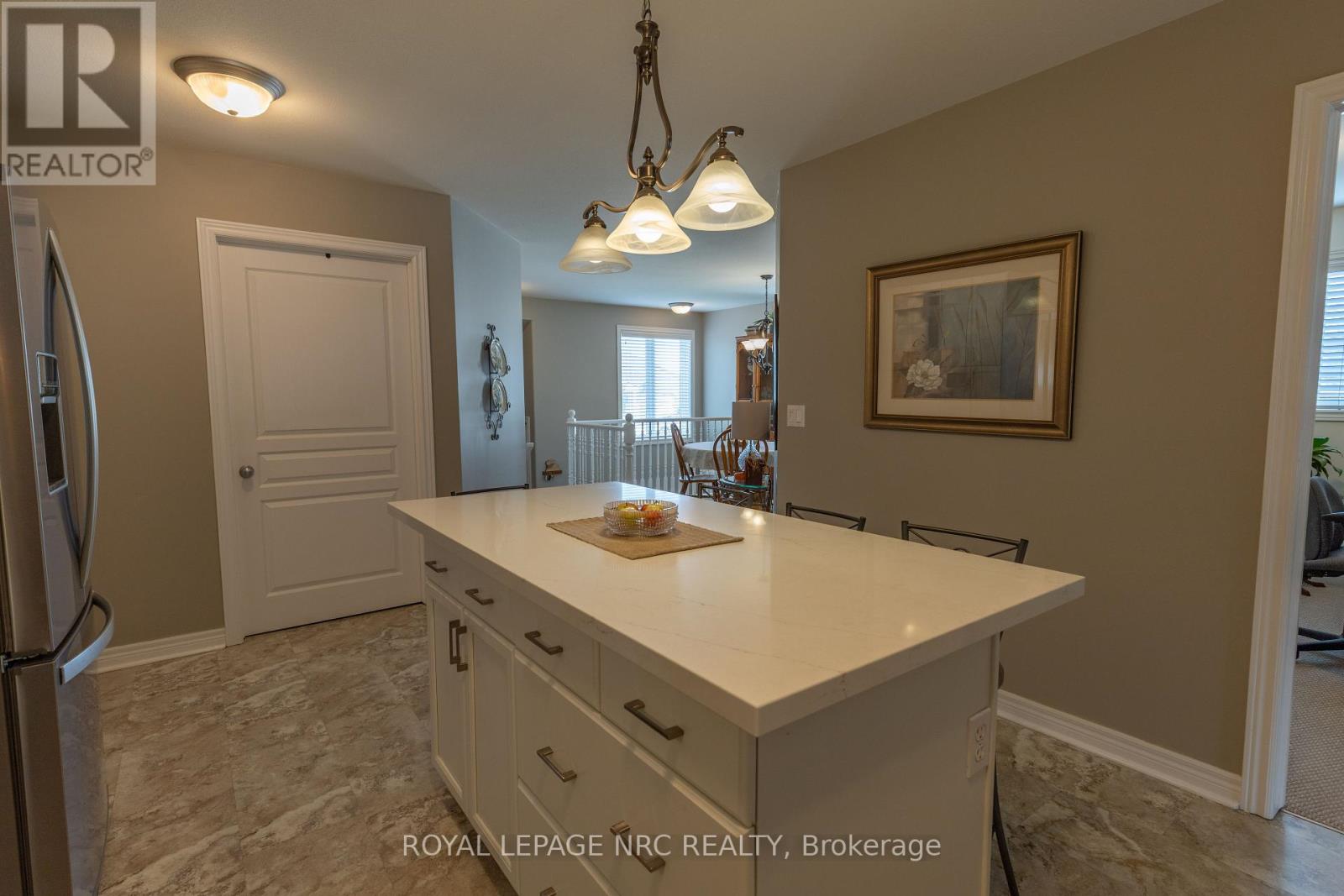56 Nathalie Court, Welland, Ontario  L3B 6H7 - Photo 13 - X12479941