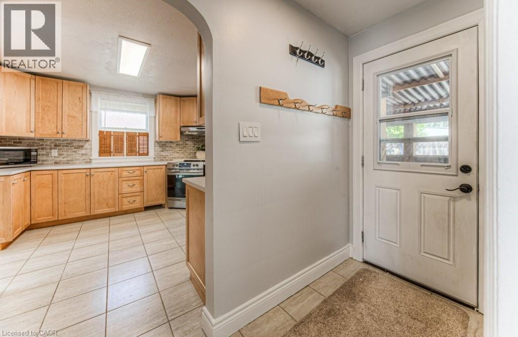 76 Brentwood Avenue, Kitchener, Ontario  N2H 2C8 - Photo 11 - 40781012