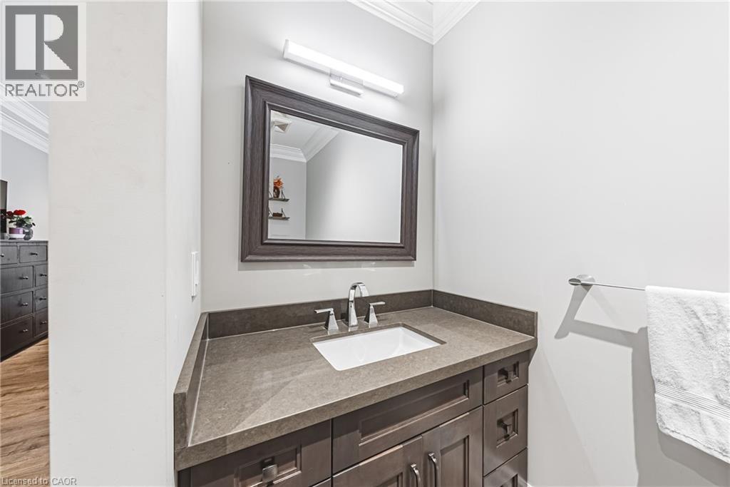 597 Old York Road, Burlington, Ontario  L7P 4Y6 - Photo 35 - 40780639