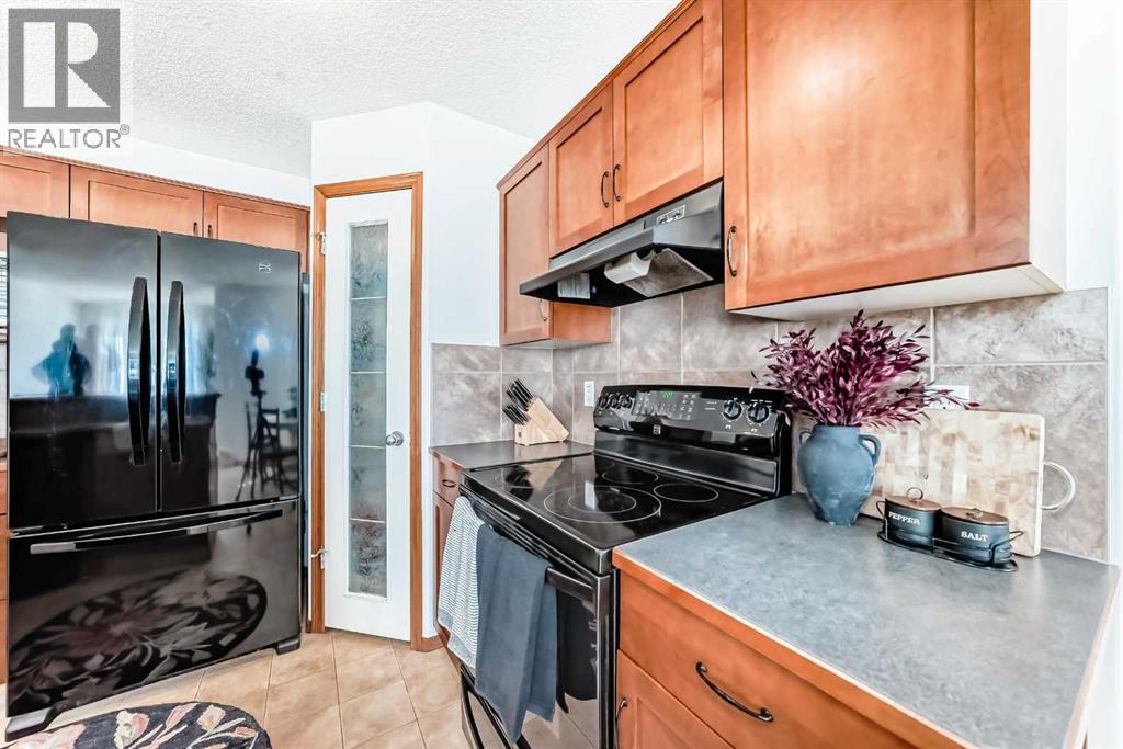 201 Cranberry Square Se, Calgary, Alberta  T3M 1J4 - Photo 6 - A2265962