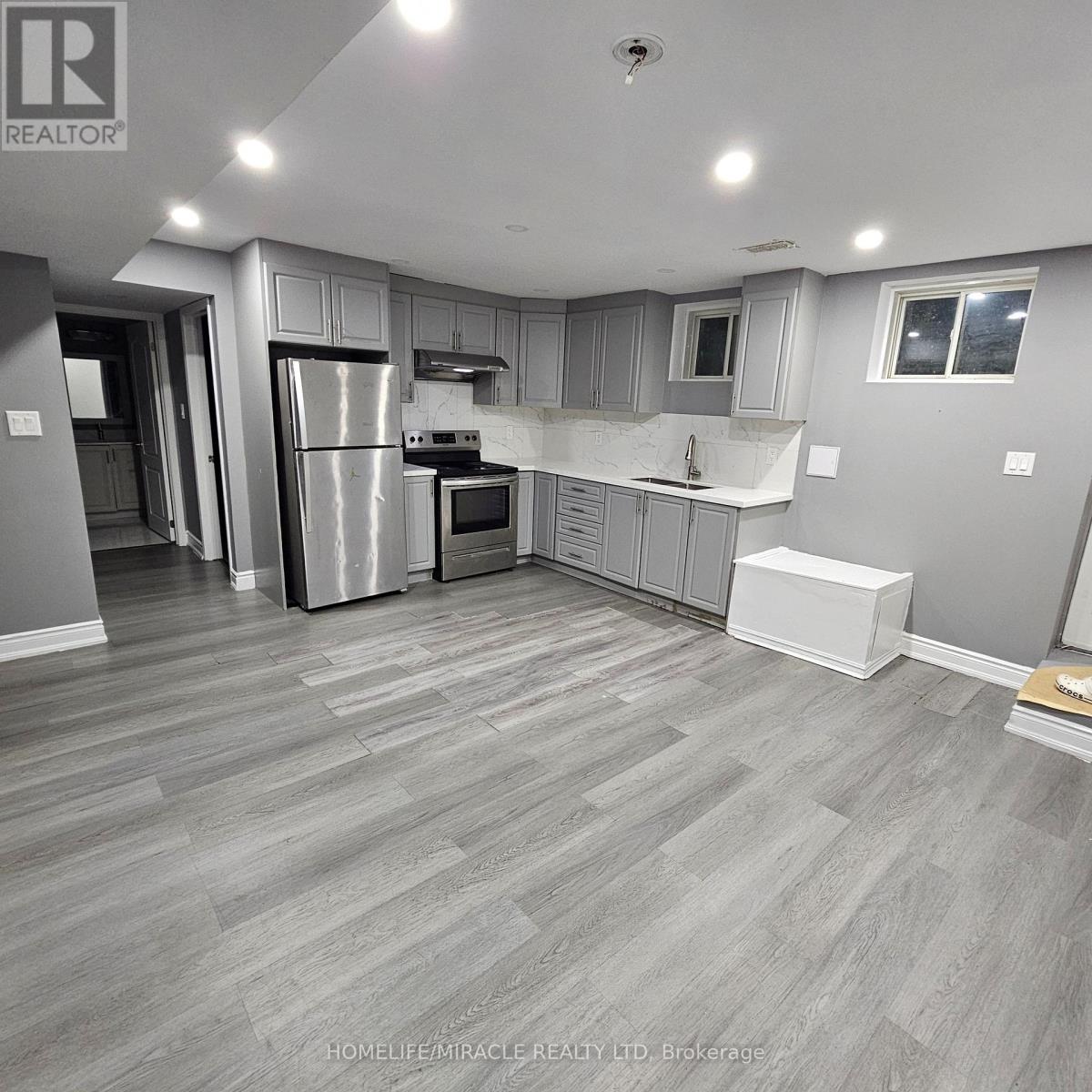 26 Emerald Coast Trail, Brampton, Ontario  L7A 5A7 - Photo 2 - W12469644