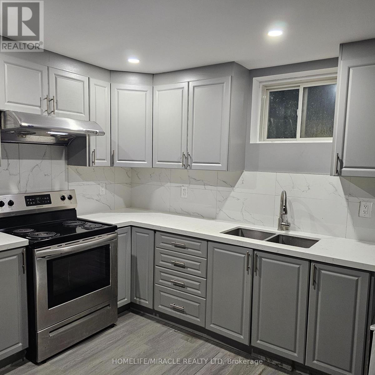 26 Emerald Coast Trail, Brampton, Ontario  L7A 5A7 - Photo 3 - W12469644