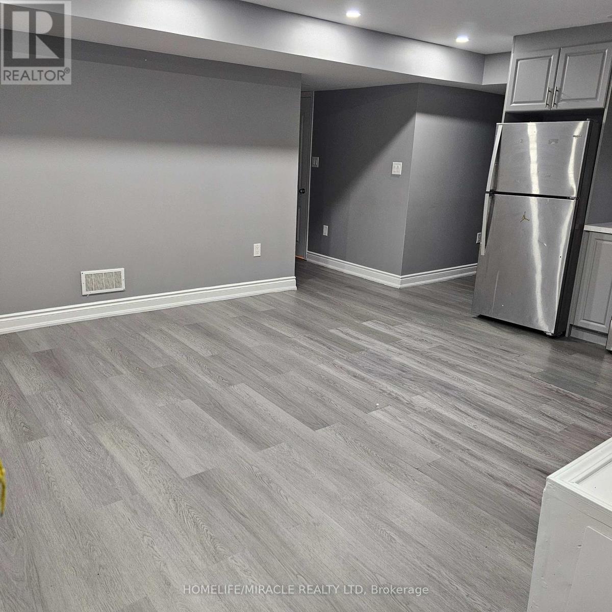 26 Emerald Coast Trail, Brampton, Ontario  L7A 5A7 - Photo 4 - W12469644