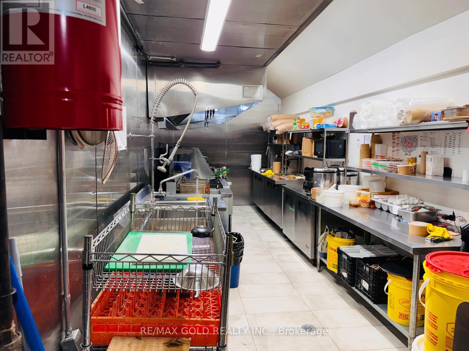 515 Danforth Avenue, Toronto, Ontario  M4K 1P5 - Photo 10 - E12477365