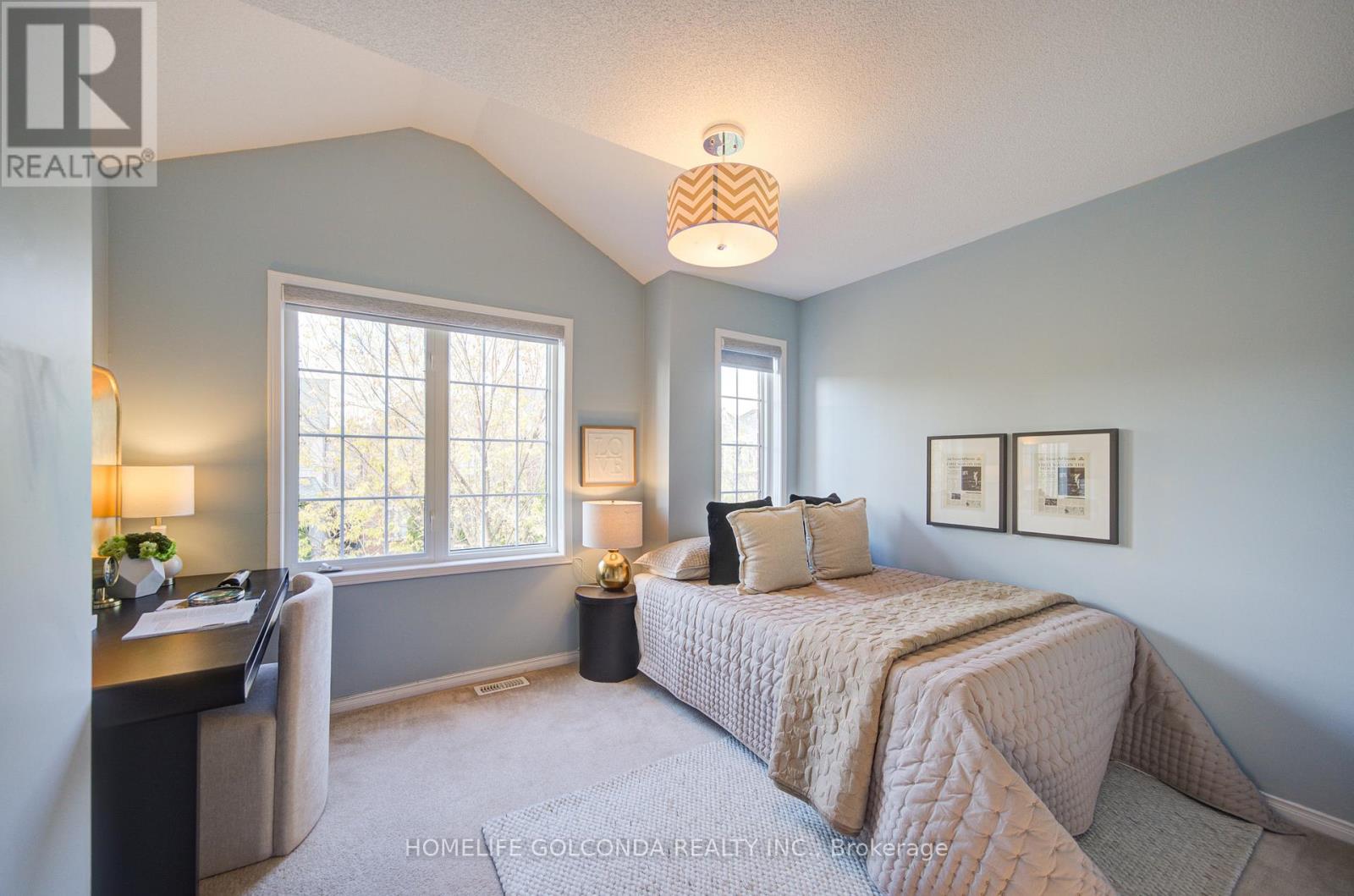 27 Lindcrest Manor, Markham, Ontario  L6B 0A7 - Photo 24 - N12479897