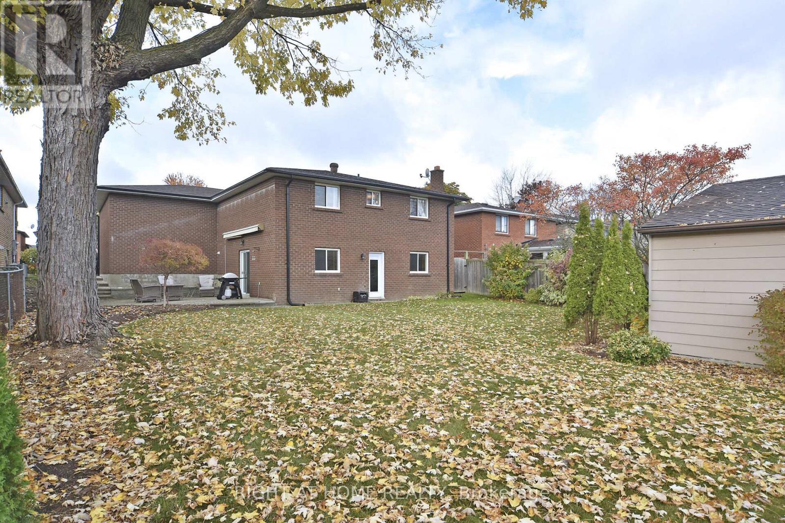 377 Parkwood Avenue, Bradford West Gwillimbury (Bradford), Ontario  L3Z 2W9 - Photo 4 - N12475643