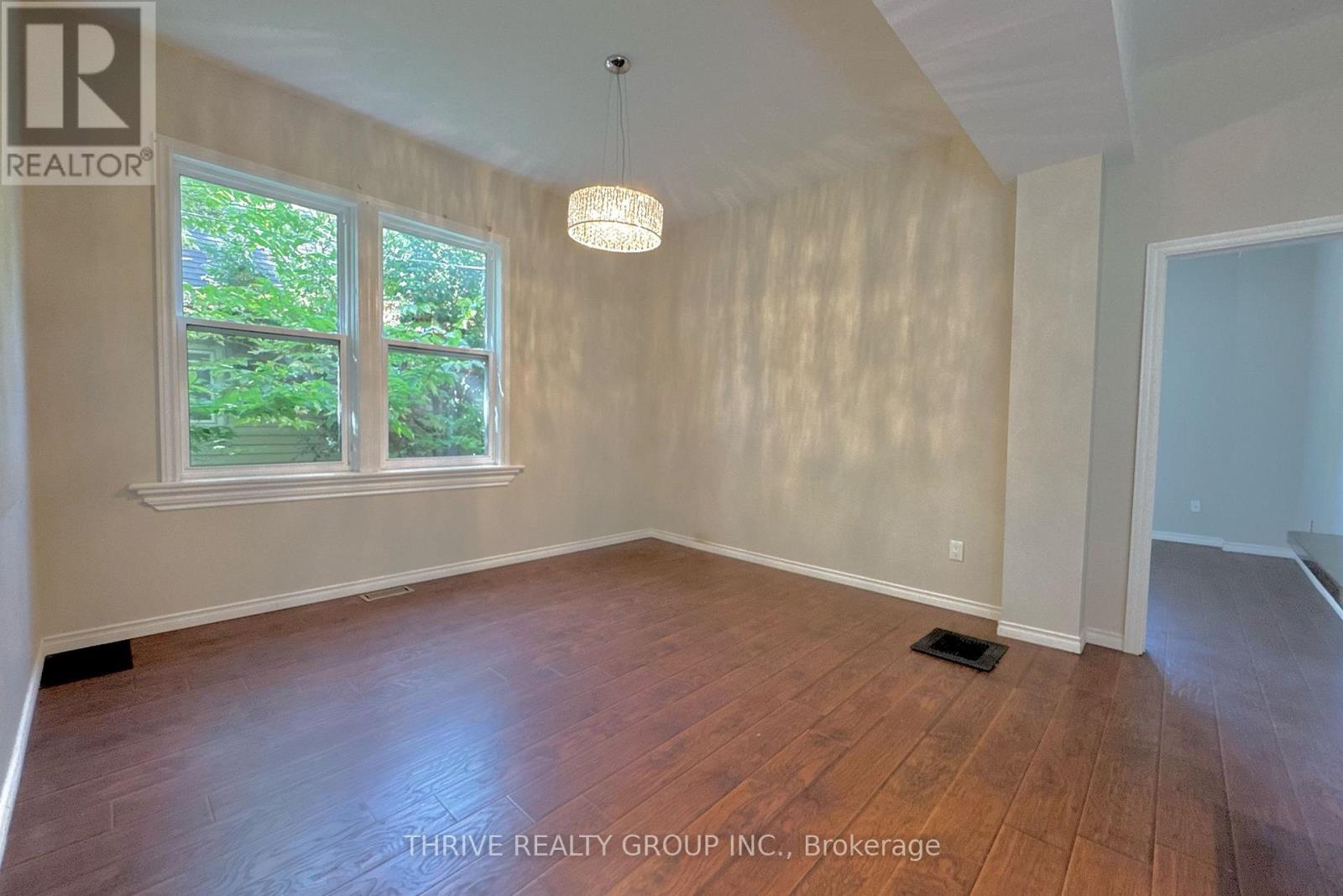 Main - 119 Mcclary Avenue, London South, Ontario  N5Z 2A6 - Photo 7 - X12419323