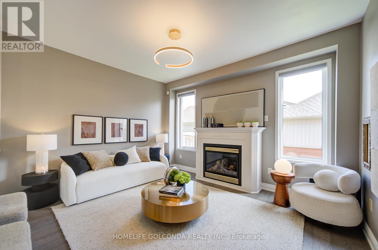 27 Lindcrest Manor, Markham, Ontario  L6B 0A7 - Photo 11 - N12479897