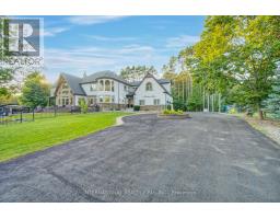 6 PINEHURST LANE, Springwater, Ontario