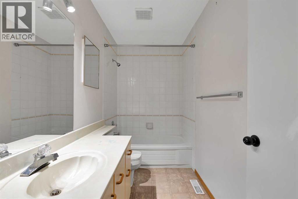 2032 Morris Road Se, Airdrie, Alberta  T4A 1V9 - Photo 38 - A2242413