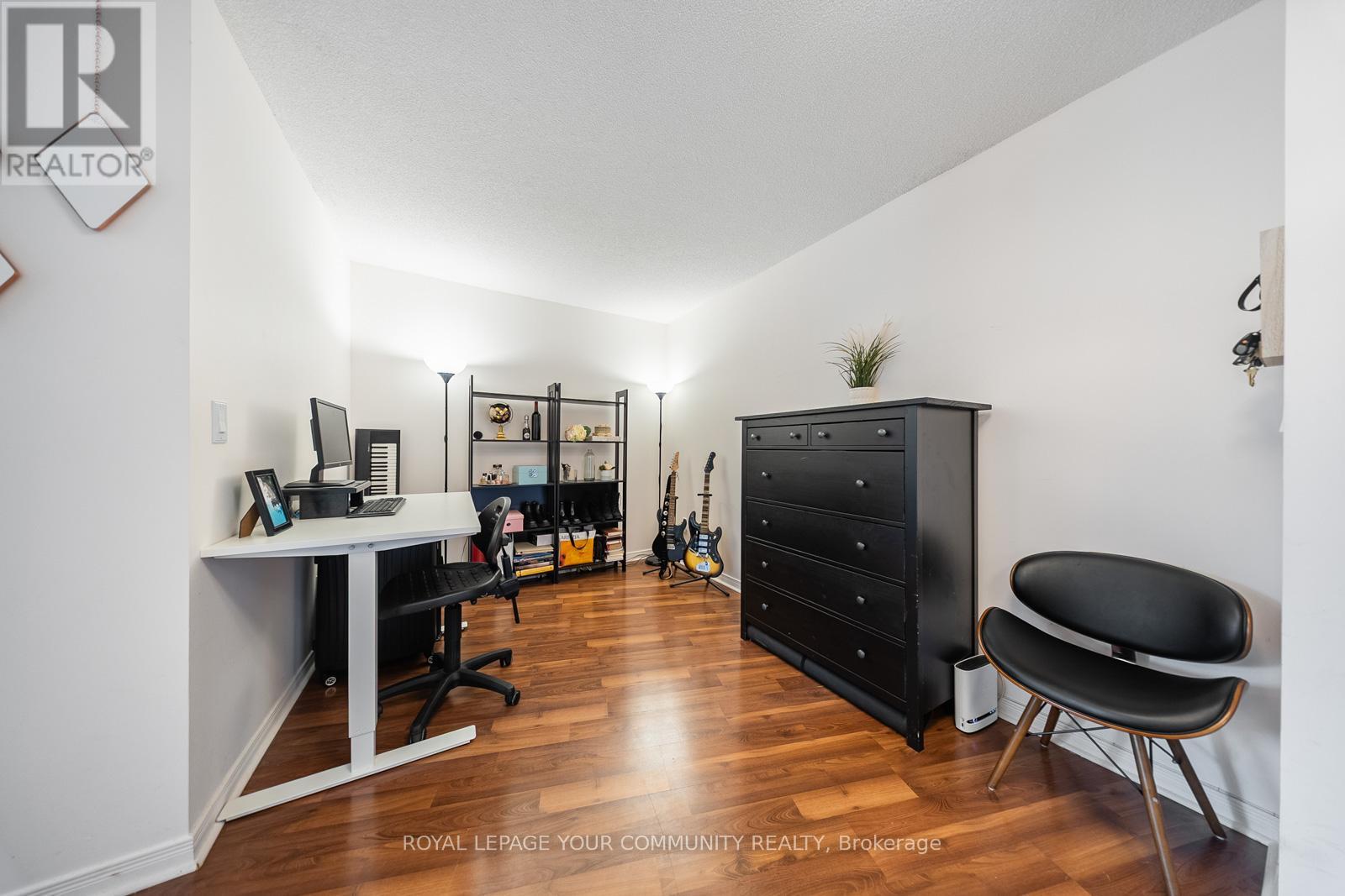 716 - 18 Valley Woods Road, Toronto, Ontario  M3A 0A1 - Photo 3 - C12479938