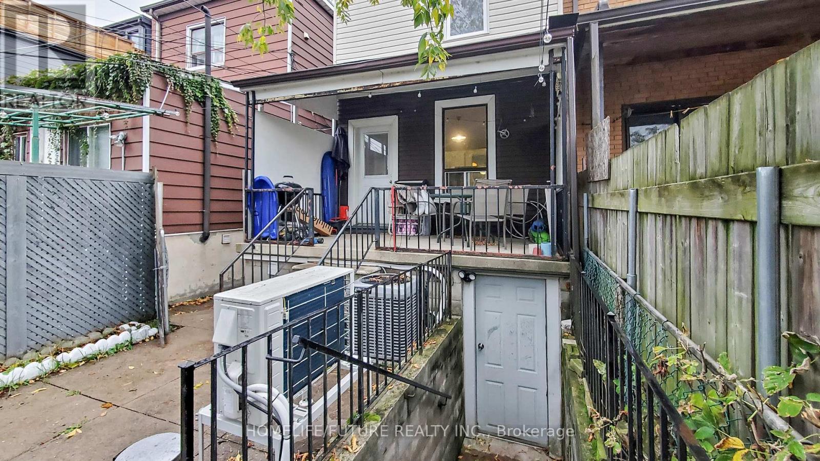 358 Brock Avenue, Toronto, Ontario  M6H 3N3 - Photo 21 - C12468218