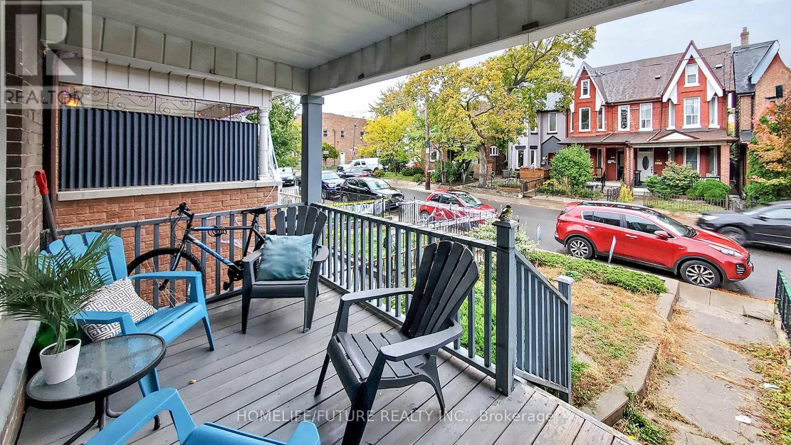 358 Brock Avenue, Toronto, Ontario  M6H 3N3 - Photo 2 - C12468218