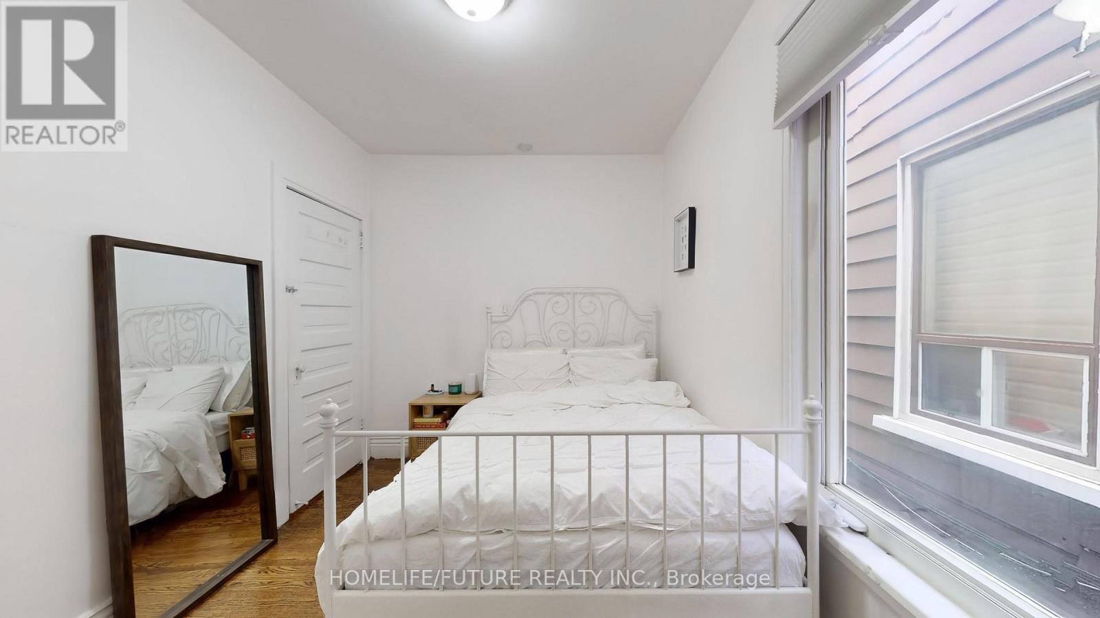 358 Brock Avenue, Toronto, Ontario  M6H 3N3 - Photo 13 - C12468218