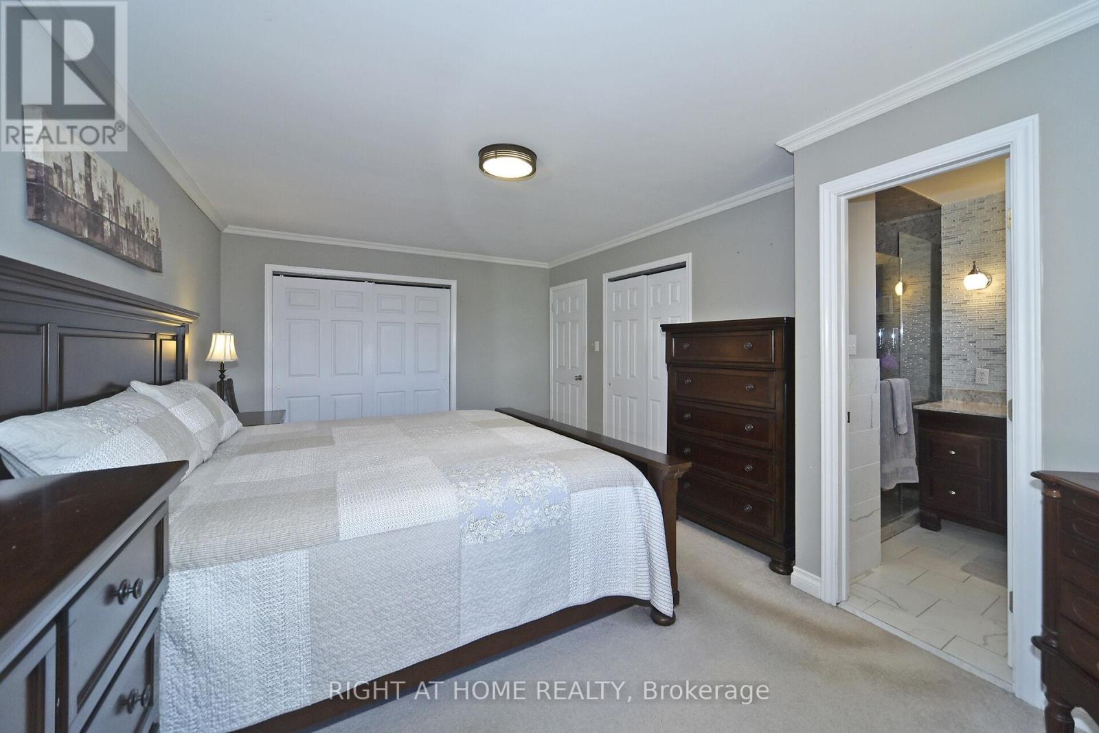 377 Parkwood Avenue, Bradford West Gwillimbury (Bradford), Ontario  L3Z 2W9 - Photo 12 - N12475643